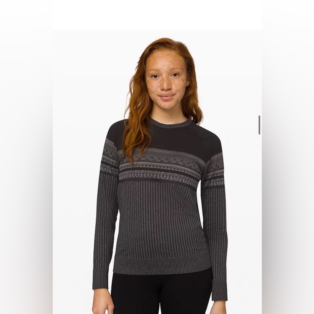 Lululemon Rest Less (relaxed fit) Pullover top, size XS
